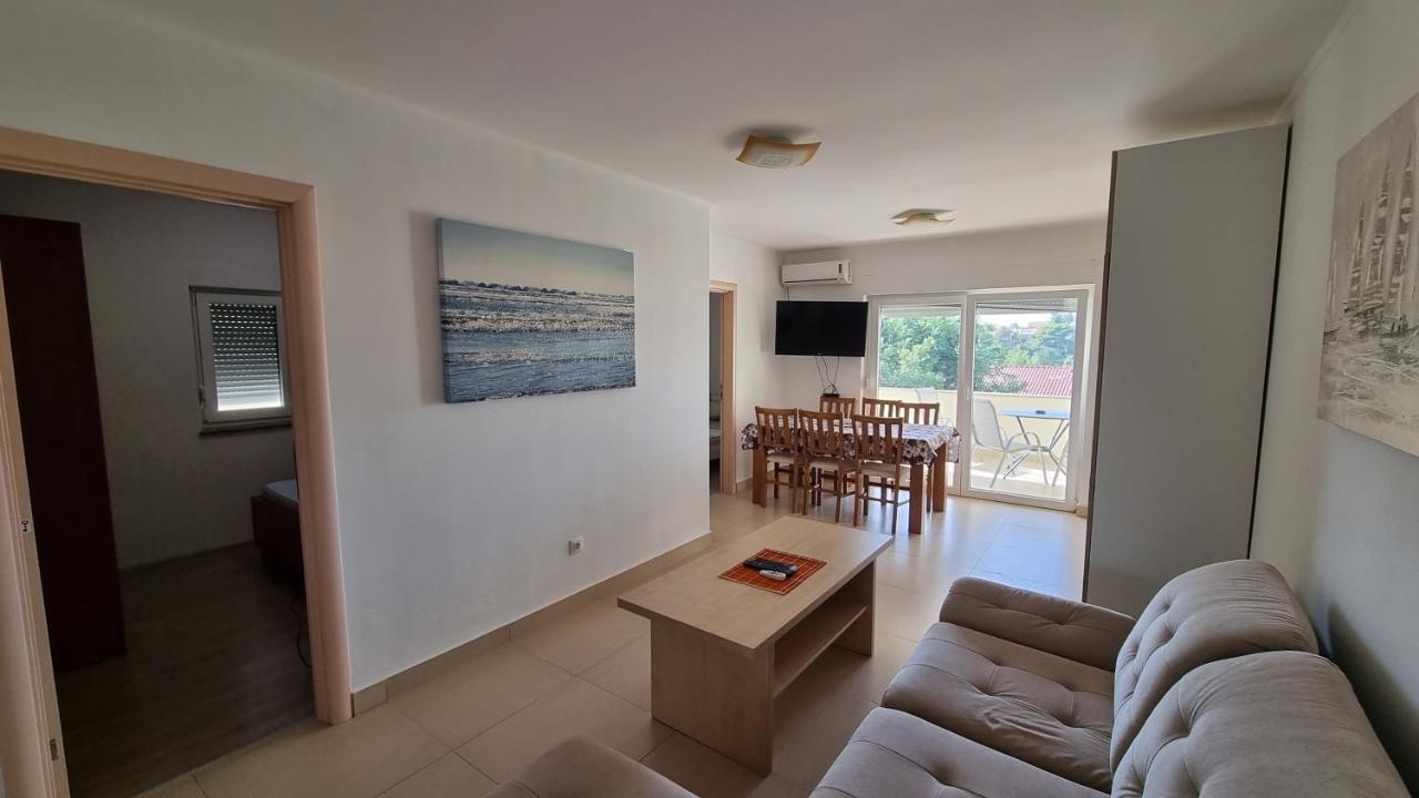 Apartments Bellator シロ エクステリア 写真