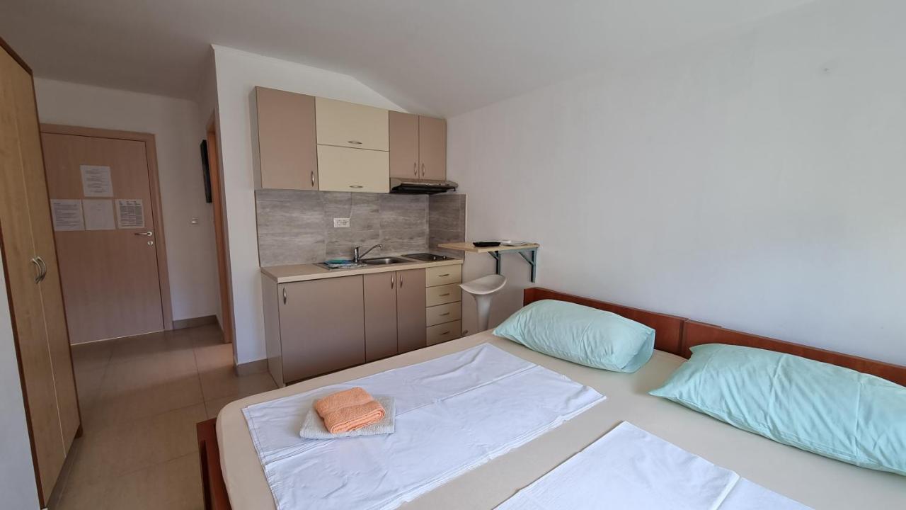 Apartments Bellator シロ エクステリア 写真