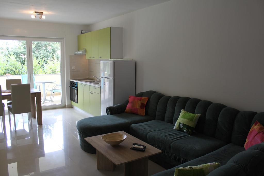 Apartments Bellator シロ エクステリア 写真